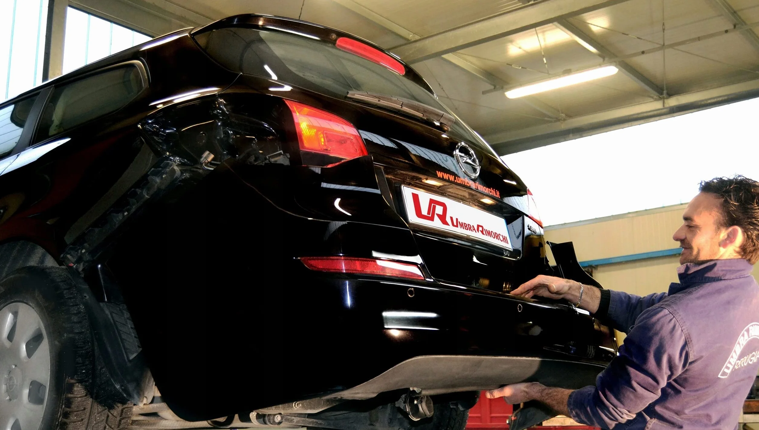UmbraRimorchi Horizontale abnehmbare Anhängerkupplung + 7-polige Elektrosatz, kompatibel mit Mitsubishi Pajero 05/2000>>